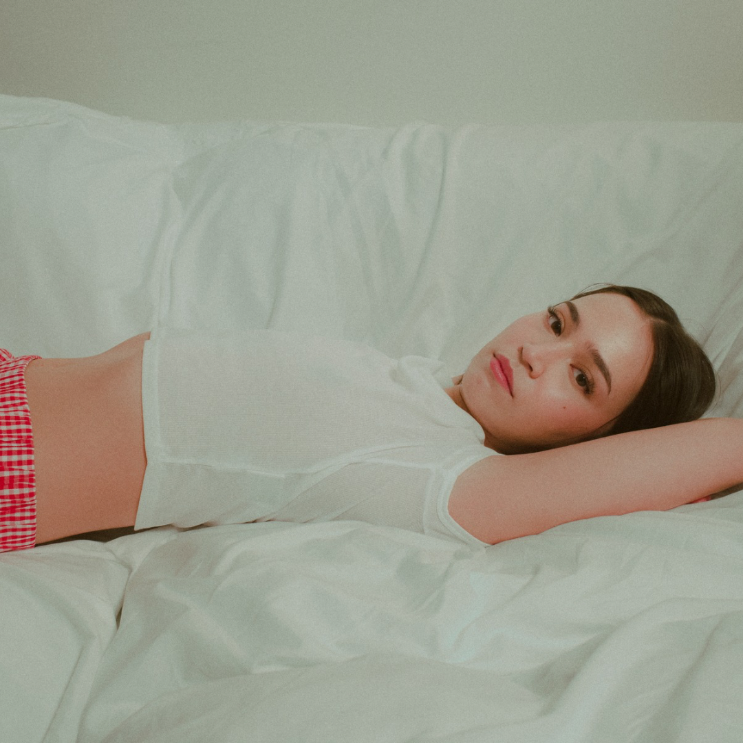 noohn beauty individual 24/7 lashes on model with double eyelid eyes